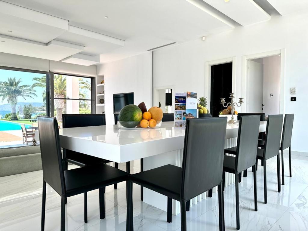 Leblanc Luxurious Beachfront Villa, Gcollectiongr Ermioni Exteriér fotografie