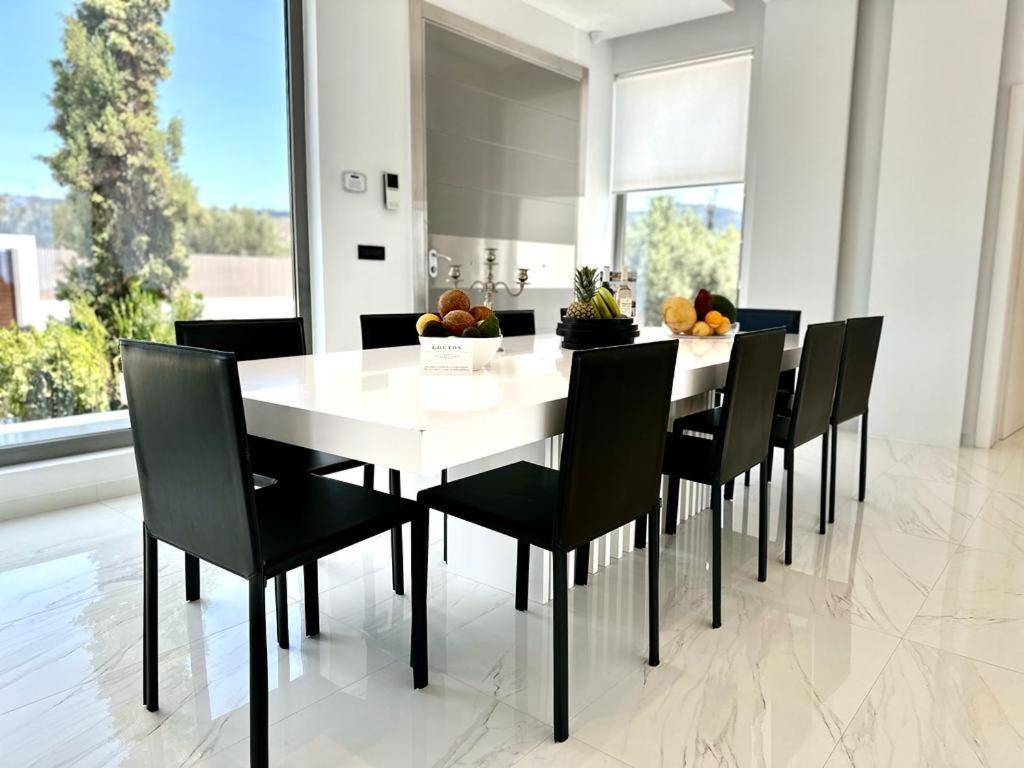 Leblanc Luxurious Beachfront Villa, Gcollectiongr Ermioni Exteriér fotografie