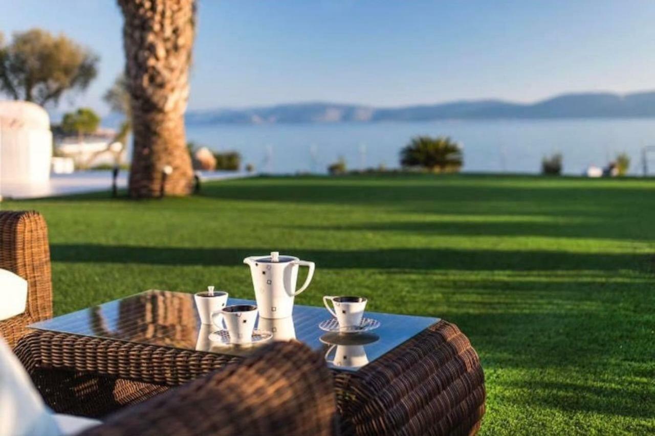 Leblanc Luxurious Beachfront Villa, Gcollectiongr Ermioni Exteriér fotografie